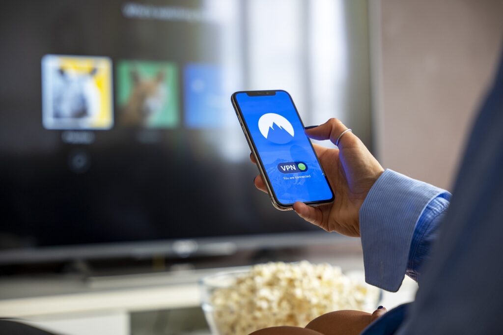 Assistir canais de TV grátis pelo celular ficou fácil